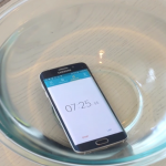 samsung-galaxy-s6-edge-water-test-secretly-waterproofresistant-youtube-2015-03-30-08-39-41.png